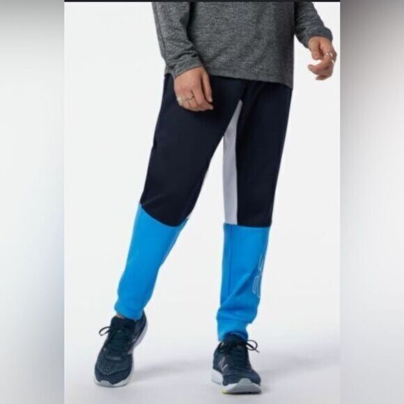 NWT New Balance Men’s Tenacity Performance Fleece Black Blue Joggers - Size M - Picture 1 of 11